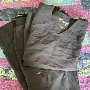Grey’s Anatomy Scrub Set— like new
